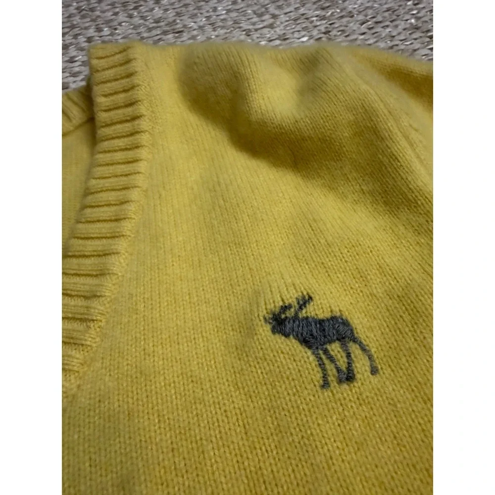 Abercrombie & Fitch vintage 100% Cashmere V-Neck Sweater Yellow Y2K  Moose Logo